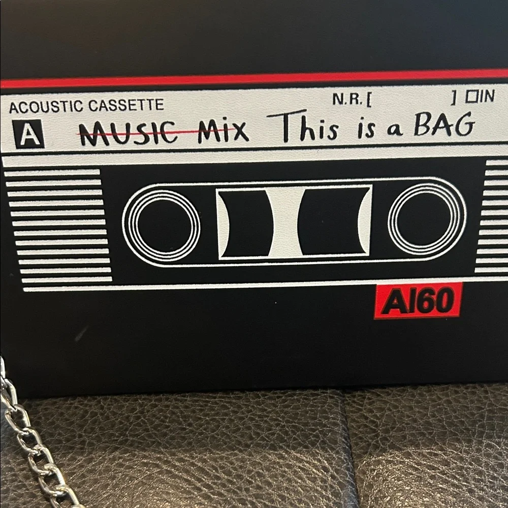 Retro Cassette Tape Novelty Bag - Black NWT - Picture 2 of 5